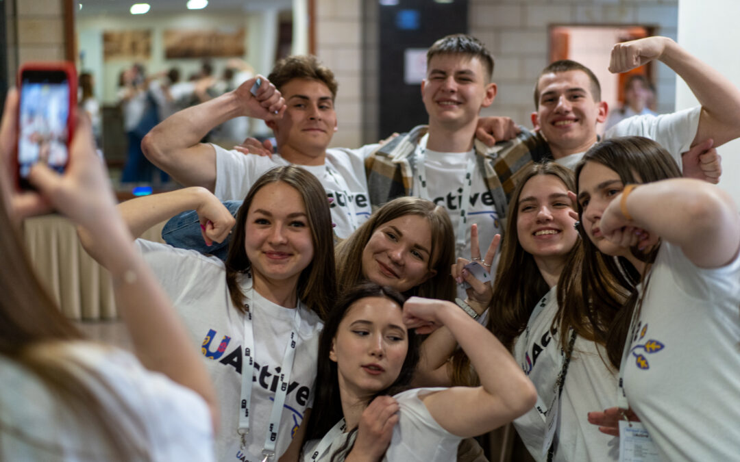 Empower Ukraine’s youth to rebuild their communities